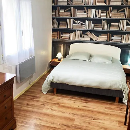 Holiday home Maison 4 Chambres, Calme, Parking, Ideale Equipes En Deplacement Saint-Germain-de-Marencennes