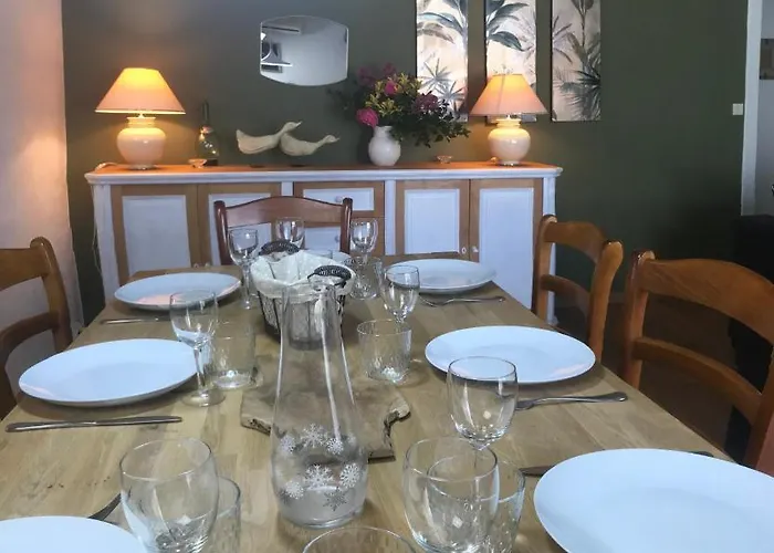 Holiday home Coeur-de-charente-maritime, Au Fil De L'eau Saint-Germain-de-Marencennes