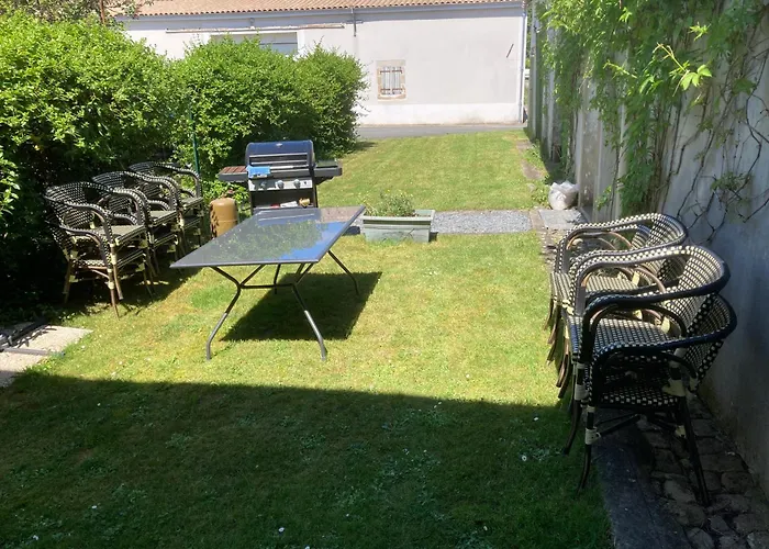 Holiday home Coeur-de-charente-maritime, Au Fil De L'eau *